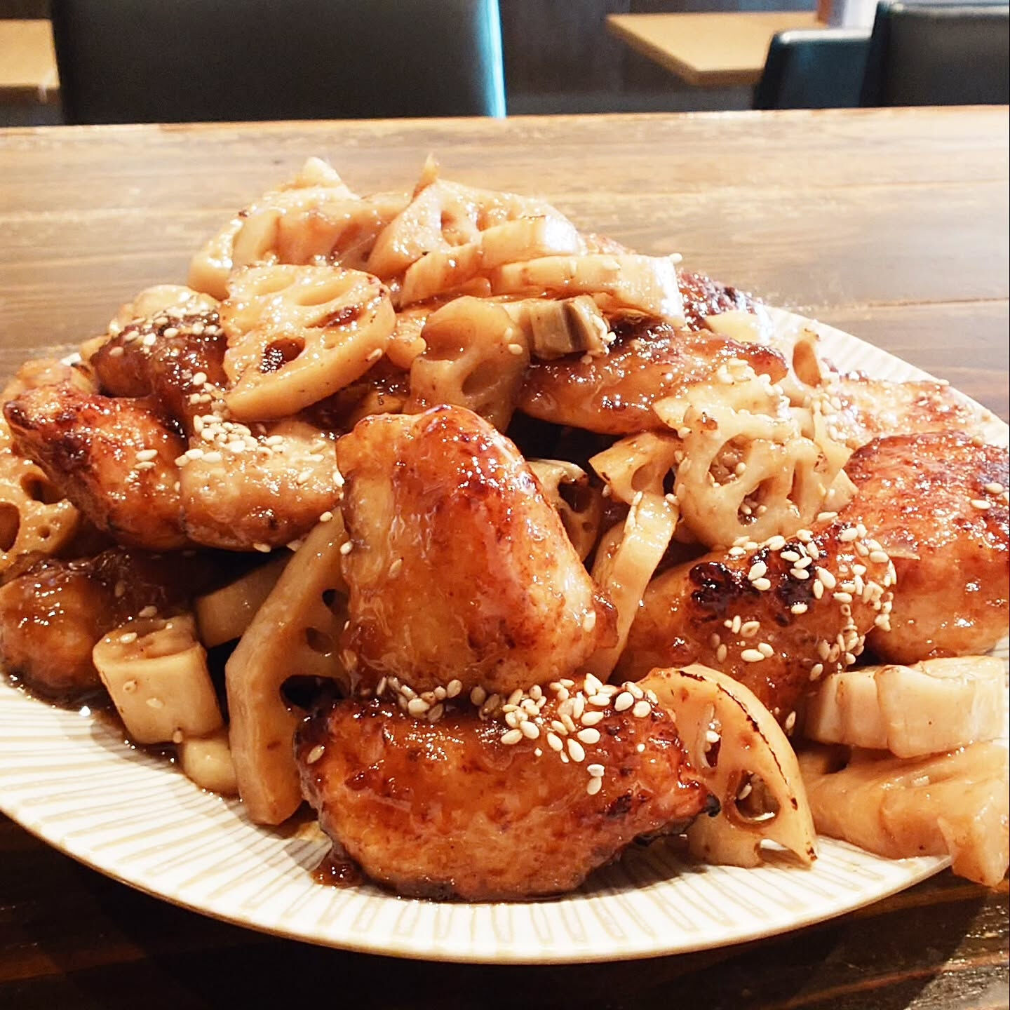イザカヤGANTA（ガンタ）では、お料理も色々ご用意しており